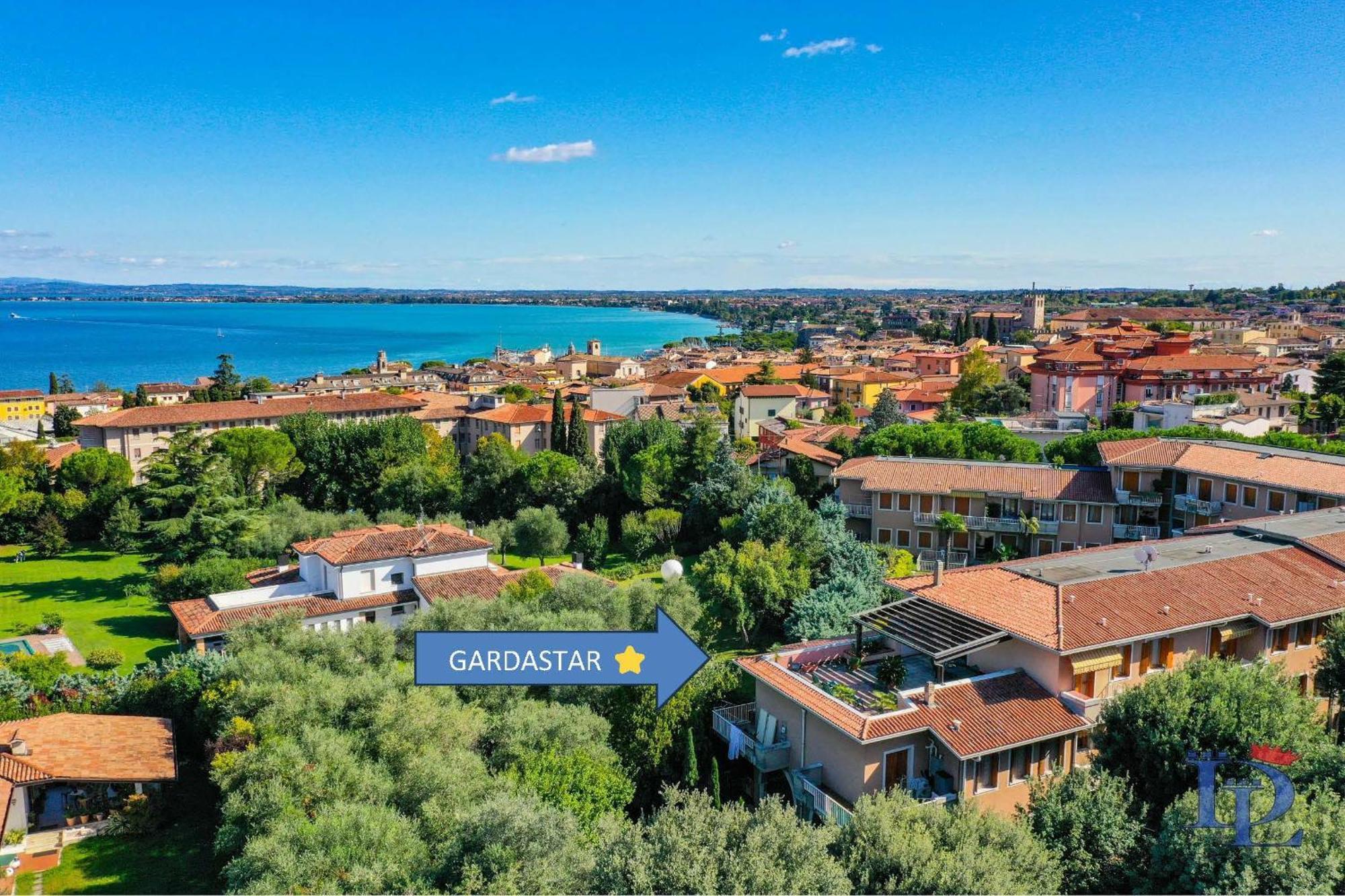 Desenzanoloft Official Partner Marriott Homes & Villas - Gardastar La Stella Del Lago Десенцано дел Гарда Екстериор снимка